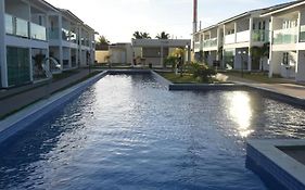 Bangalô lindo bem localizado em Jacumã